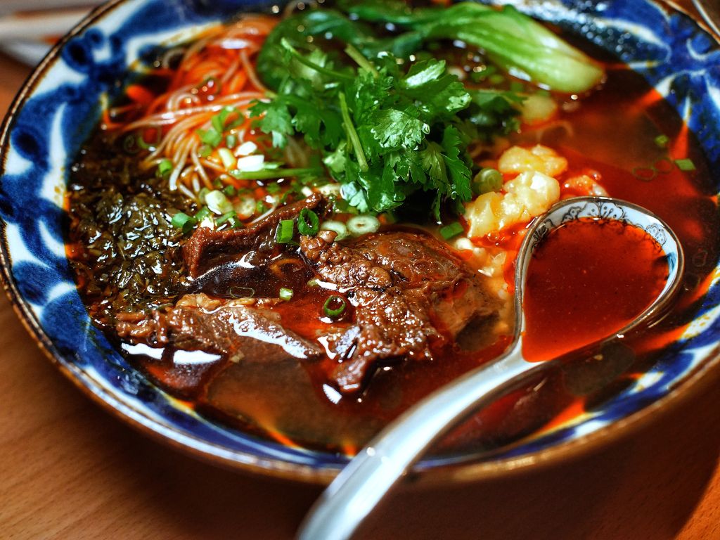 05 sichuan alley-capitol singapore-braised pork ribs noodle-hungrygowhere