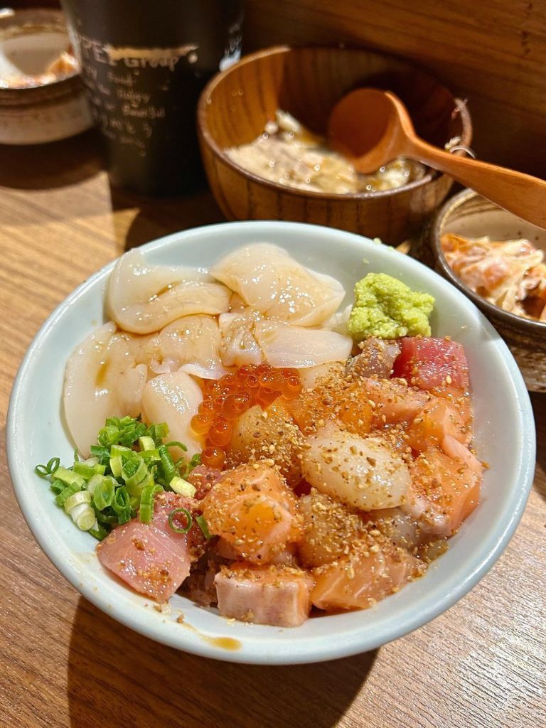 chirashi don in Singapore