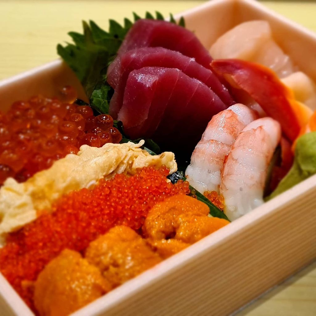 chirashi don in Singapore