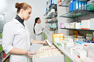 Specialty pharmacies and cancer care