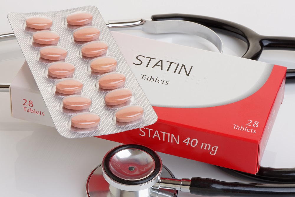 pack of statins with stethoscope